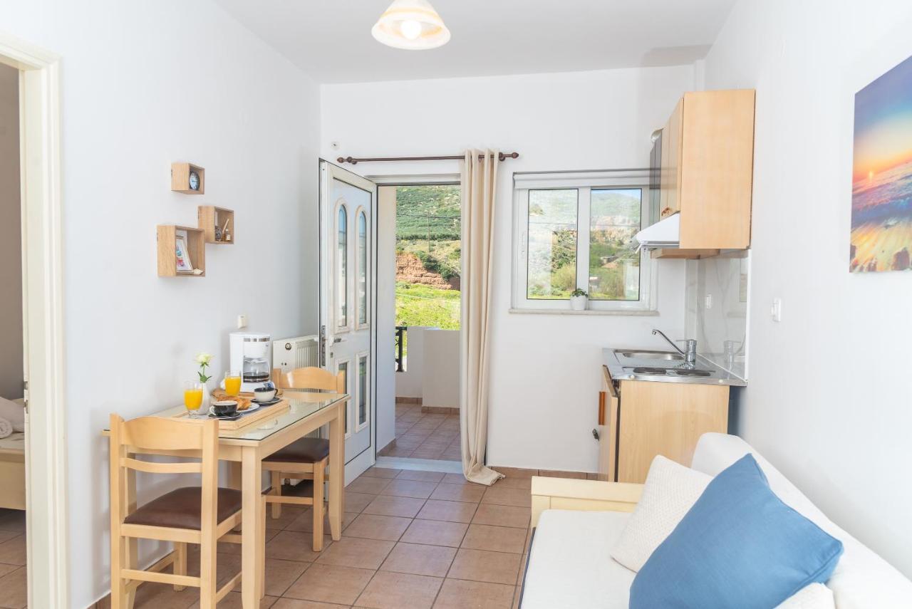 Bluewind Apartments - Near The Sea Kíssamos Eksteriør billede
